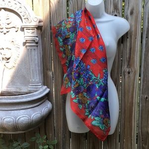 VTG Festive Floral Pattern Red Background with lurex thread Square Scarf. Italy